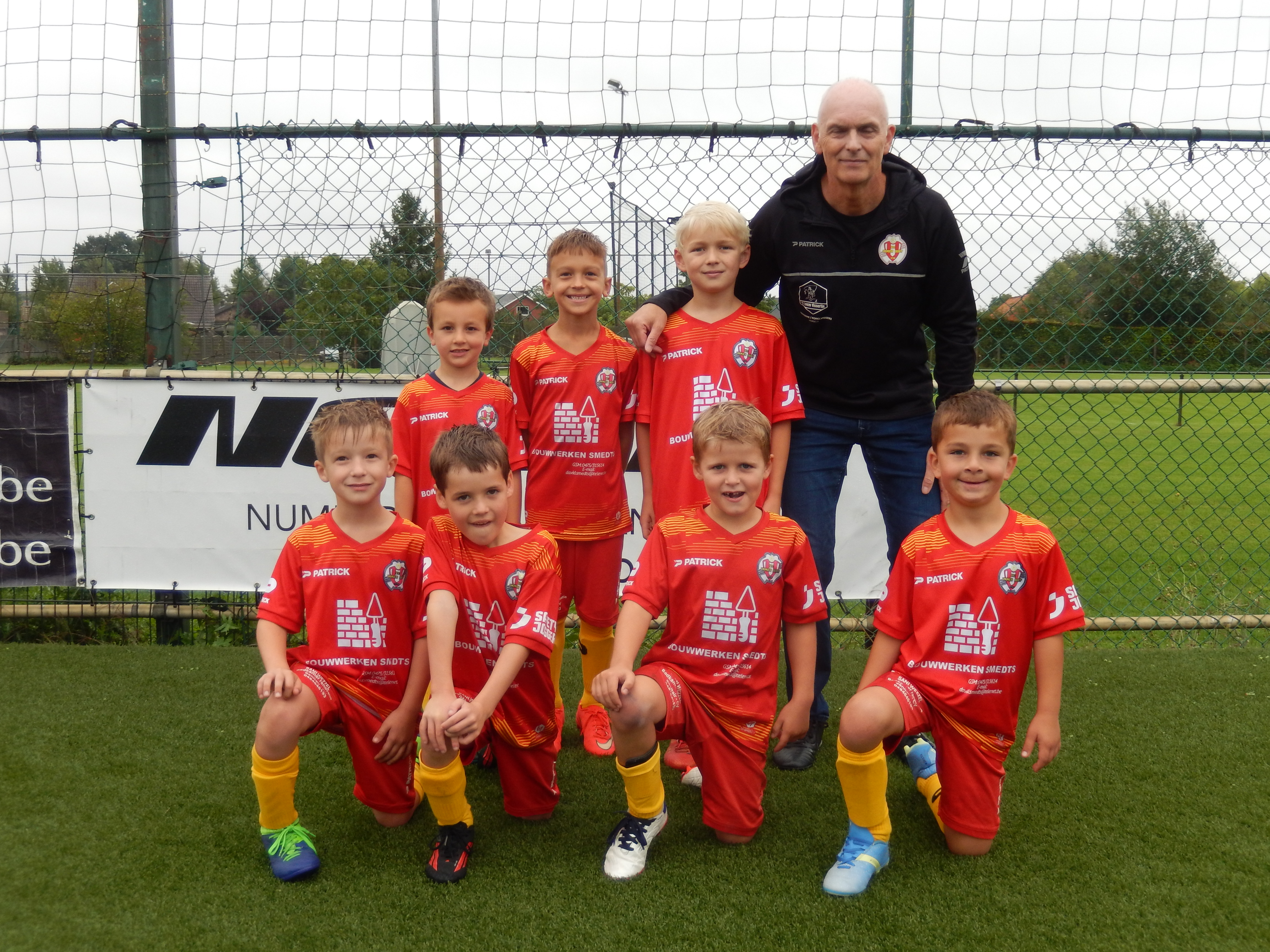 U8 rood