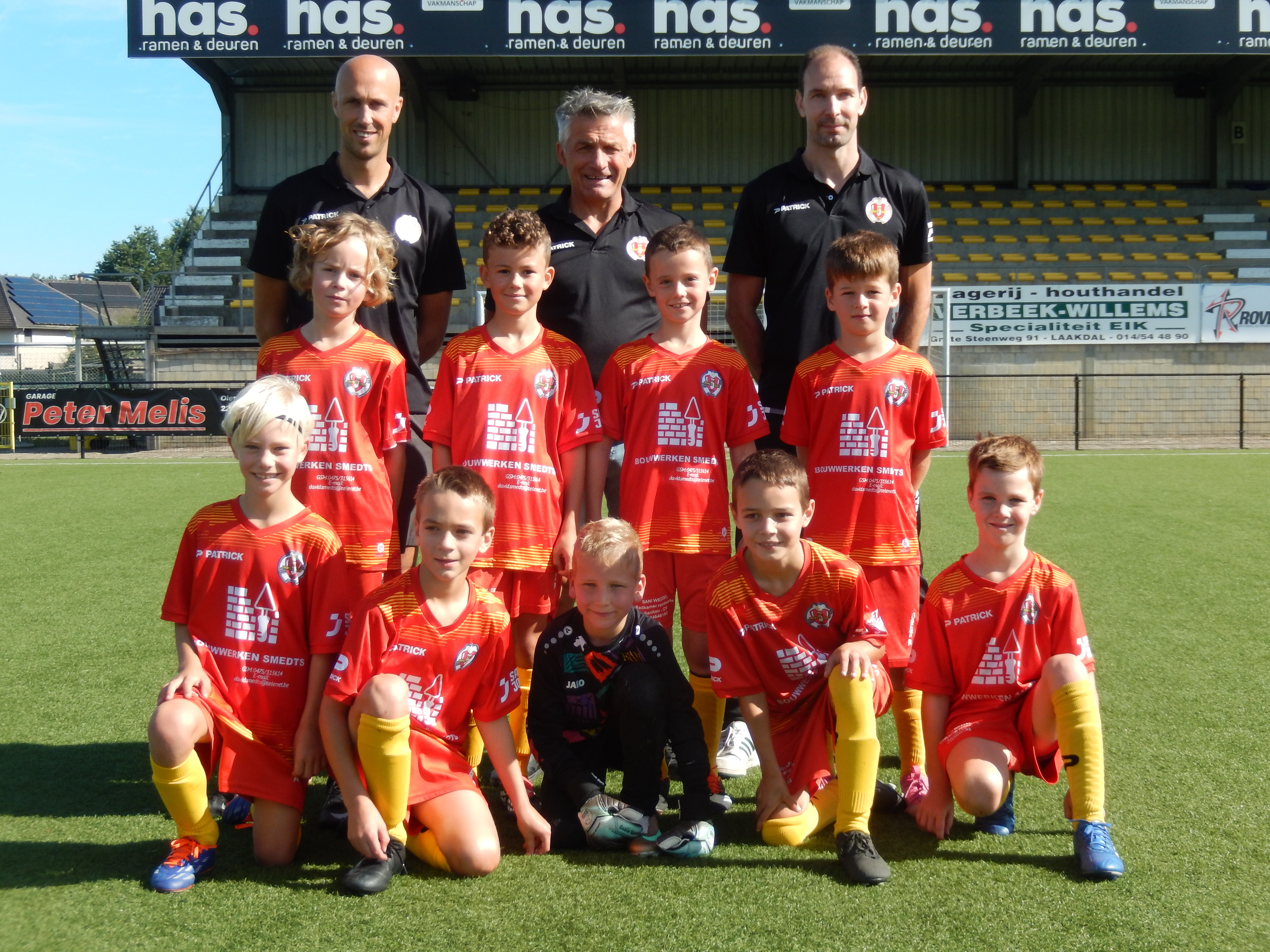 U10